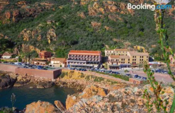 萊斯弗洛斯藍色酒店