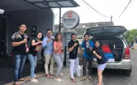 InnBox Capsule Hotel Hotels in Sumbersari