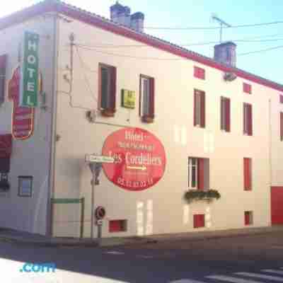 Logis Hôtels - Hôtel et Restaurant Les Cordeliers Hotel Exterior