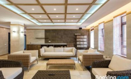 Rufus Lodge - Housity