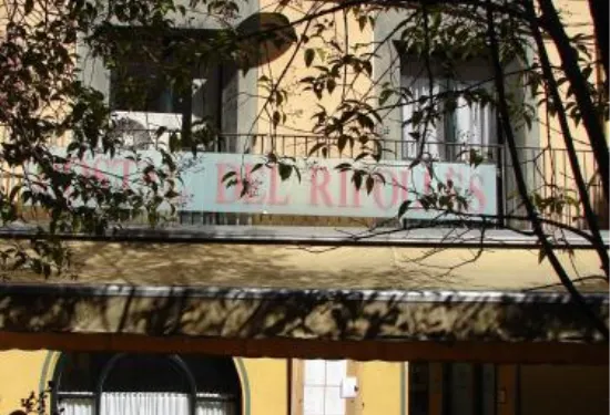 德爾裏波列斯旅館