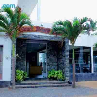 Saara Beach Hotel Hotel Exterior