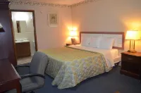 Mohawk Motel Hotels in Paris