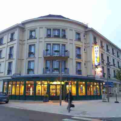 Grand Hotel Terminus Reine Hotel Exterior
