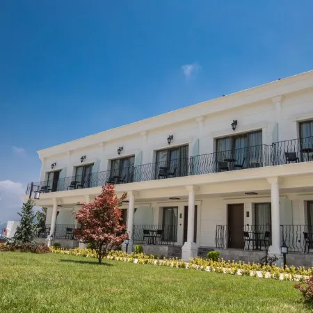 Northdoor Hotel