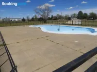 The Lodge at Russell - Russell Inn Hotels in Russell