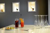 Brit Hotel du Dauphin l'Aigle Hotels in La Vieille-Lyre