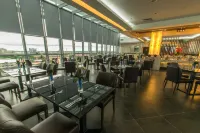 Hotel Labuan Point - breakfast