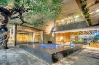 Shuimu City Hot Spring Holiday Hotel - Hot Springs