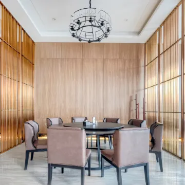 Shuimu City Hot Spring Holiday Hotel Отели рядом с достопримечательностью «Jintaizu Mausoleum»