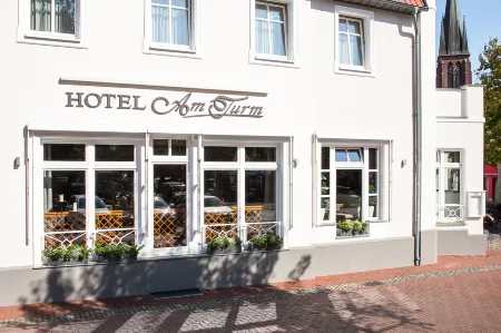 Hotel am Turm Отели в г. Хальтерн-ам-Зе