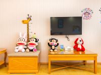 维纳斯国际酒店(上海浦东机场野生动物园店) - 大嘴猴主题房