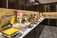 Residence Inn Boston Concord - breakfast
