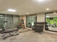 La Quinta Inn & Suites by Wyndham Baltimore BWI Airport - salle de sport