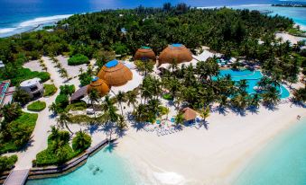 Holiday Inn Resort Kandooma Maldives - Kids Stay and Eat Free