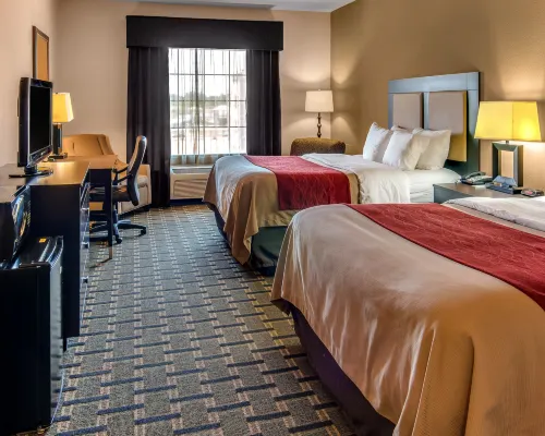 Comfort Inn & Suites Paris Hotels in Paris