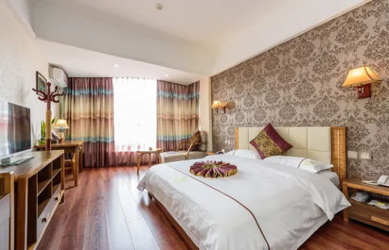 寧洱清水灣假日酒店