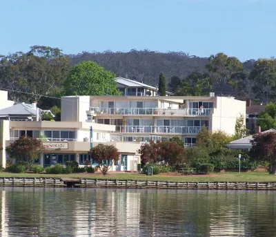 Crown Apartments Hotels near Merimbula Air Services