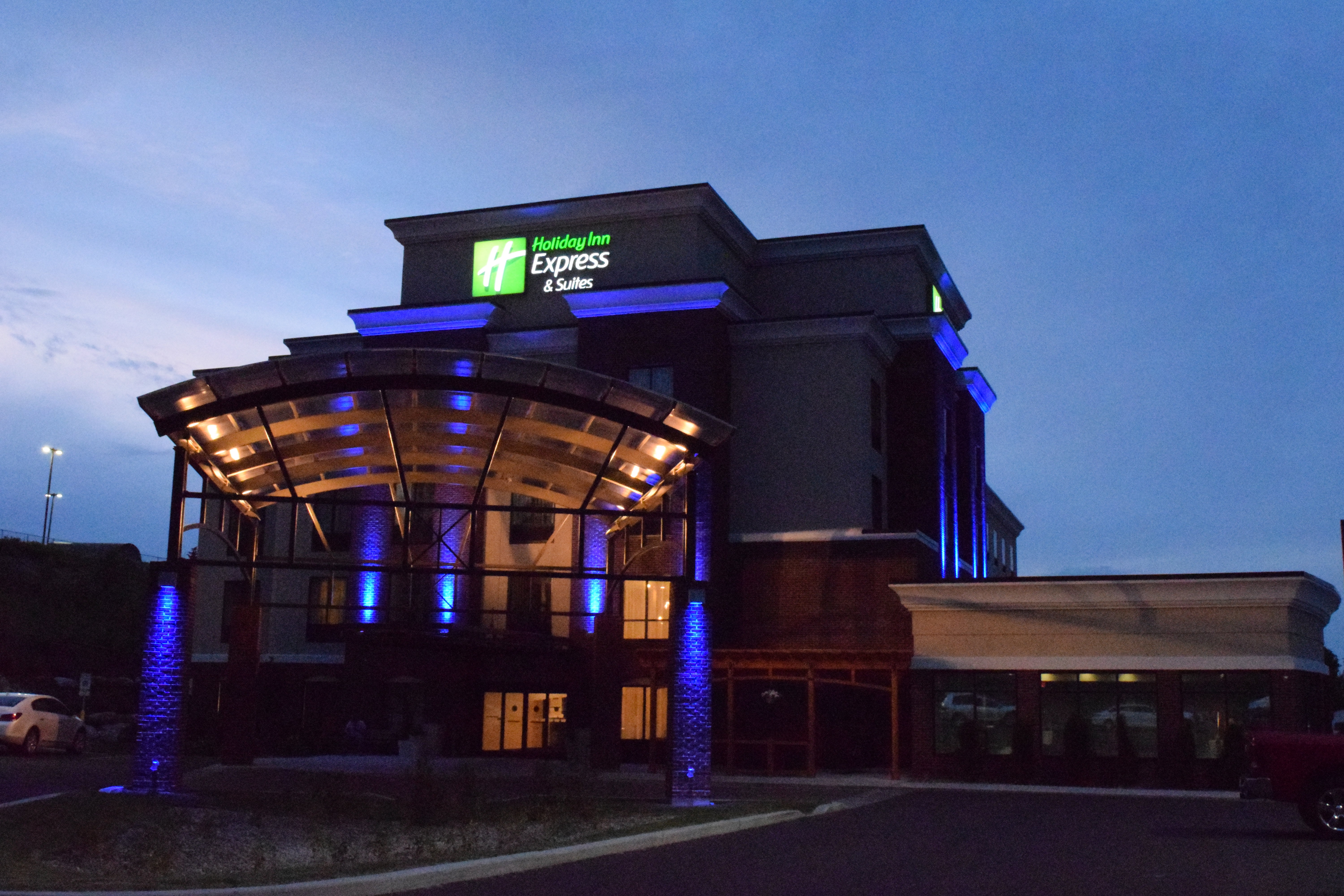 Holiday Inn Express & Suites Geneva Finger Lakes, an Ihg Hotel