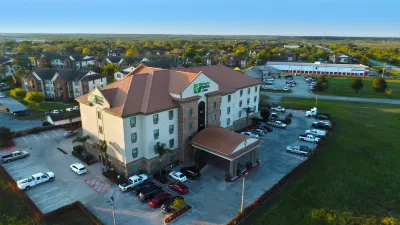 Holiday Inn Express & Suites Texas City Hotels in Dickinson