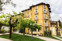 Hotel Galeazzi Hotels in Salo