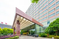 Changjiang Hotel Hotels near Dongyu Temple