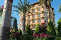 Arabella World Hotel
