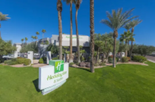 Holiday Inn & Suites PHOENIX AIRPORT NORTH by IHG