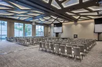 Paradox Vancouver