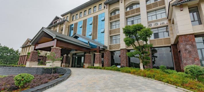 Tianxiachan Hotel (Xing Xiuniang Ecological Park) Hotels in Huangmei