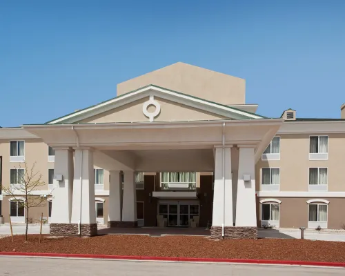 Holiday Inn Express & Suites LAMAR by IHG Hotels in Lamar