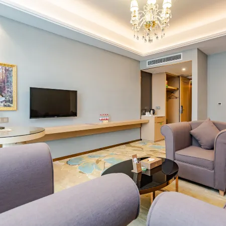 Vienna International Hotel (Duyun Qinhan Film and Television City Green Expo Park)