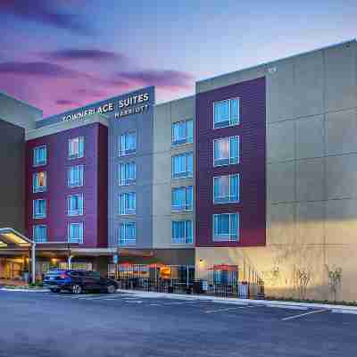 TownePlace Suites Cookeville Hotel Exterior