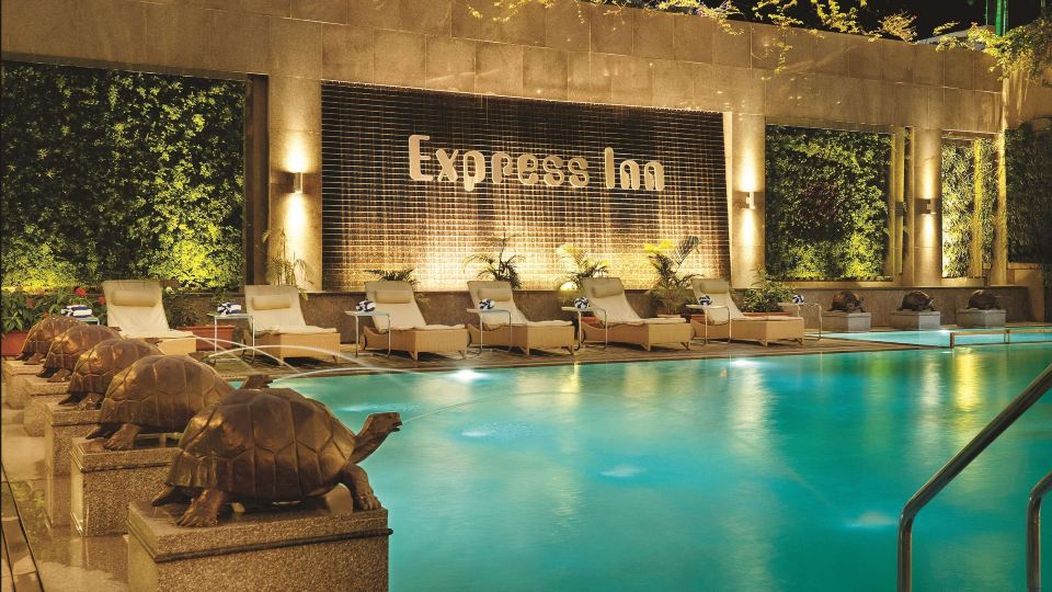 Express Inn the Business Luxury Hotel