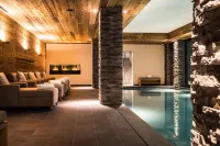 The Capra Saas-Fee - Pool