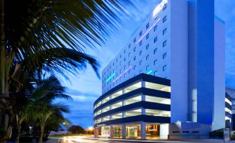 Aloft Cancun