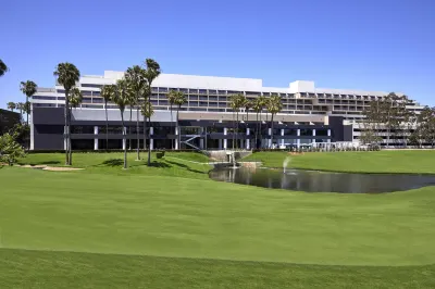 Westdrift Manhattan Beach, Autograph Collection Hotels near Trader Joe's