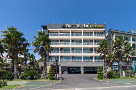 Breeze Bay Hotel
