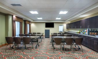 Staybridge Suites Eau Claire - Altoona
