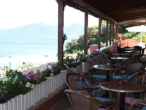 Alyssium Hotels in Benitses