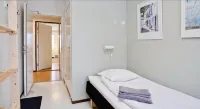 Bed's Motell & Rumsuthyrning Hotels near Kolmarden Wildlife Park