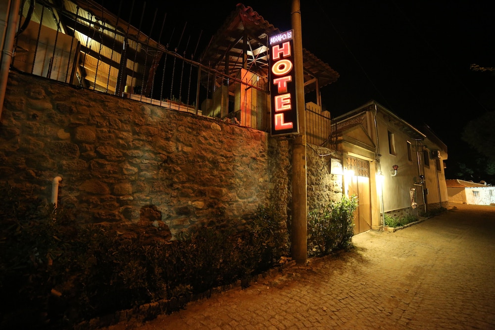 Akropolis Guest House