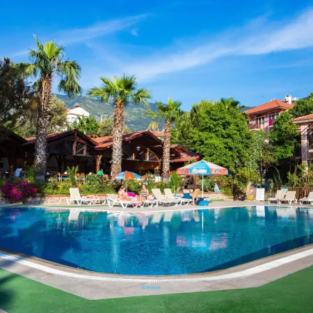 Club Pink Palace Hotel