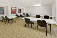 Microtel Inn & Suites by Wyndham Cheyenne Hotels in Cheyenne