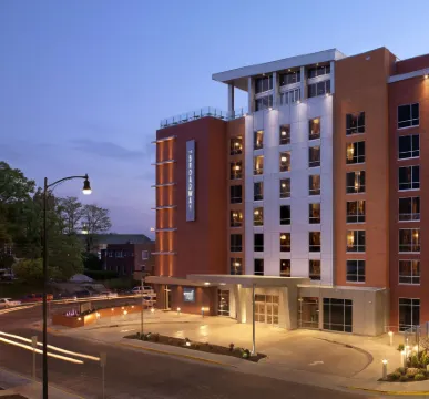 The Broadway Columbia - a DoubleTree by Hilton Hotels in Boone County