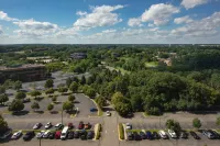 Minneapolis Marriott Southwest - Parkplatz