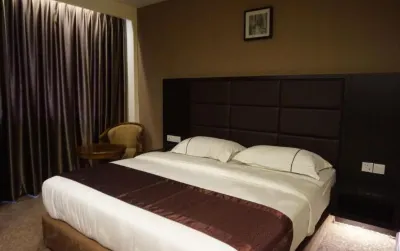 Hotel Holiday Karimun Hotel dekat Ruko BALI