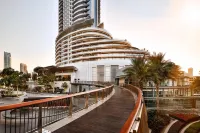 Address Downtown Hotel dekat Super Yacht Dubai