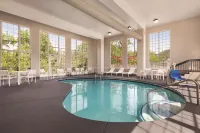 Country Inn & Suites by Radisson, Pigeon Forge South, TN