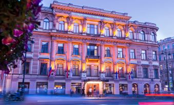 Cosmos Selection Saint-Petersburg Nevsky Royal Hotel, a member of Radisson Individuals